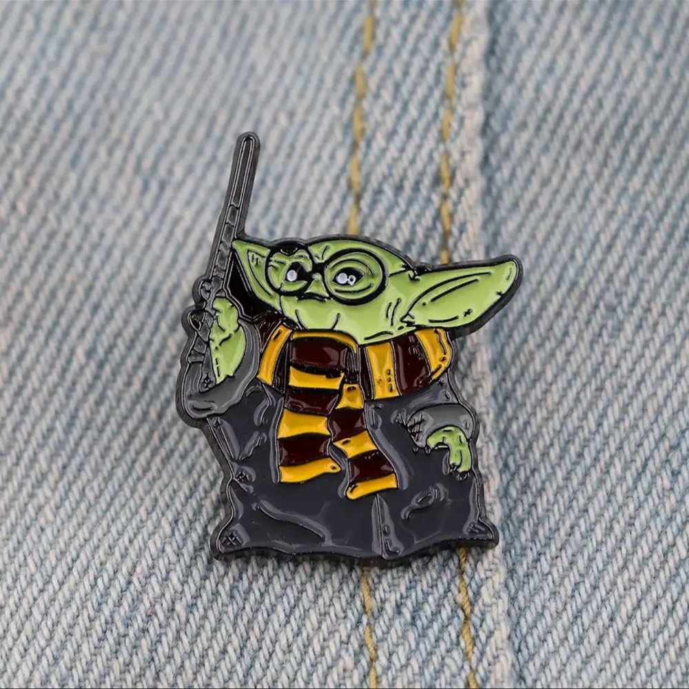 $3 wars hp Pin. New. $3 if bundled - Picture 6 of 16